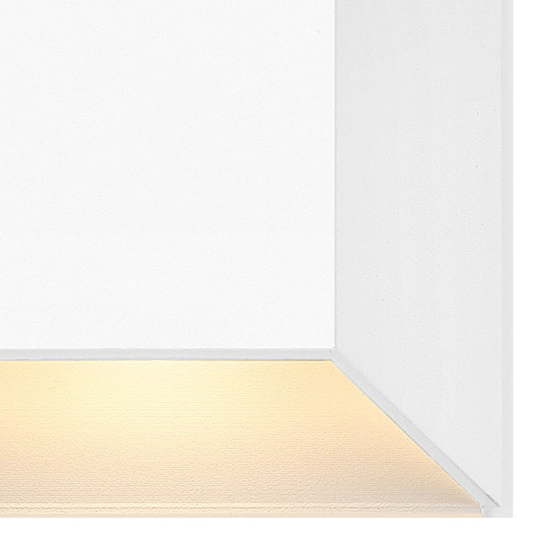 Hinkley Lighting Nuvi LED Light Landscape Deck/Patio