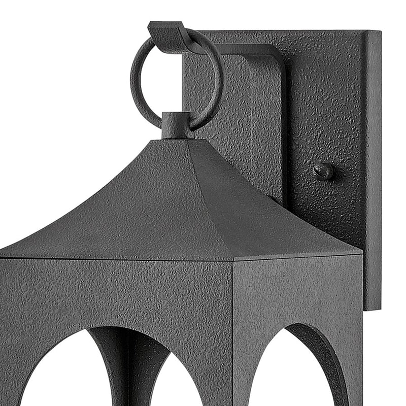 Hinkley Amina 8in 1-Light Outdoor Wall Sconce | Traditional Distressed Zinc Aluminum and Clear Seedy Glass | Covered Patios & Entryways | Model 18080DSZ