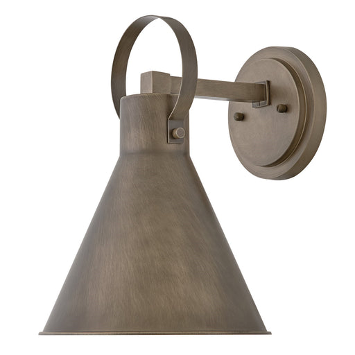 Hinkley Winnie 12.5in 1-Light Outdoor Wall Mount | Traditional Burnished Bronze Composite Shade | Entryway & Covered Porch | 11 x 9 x | Model 18870BU-LL