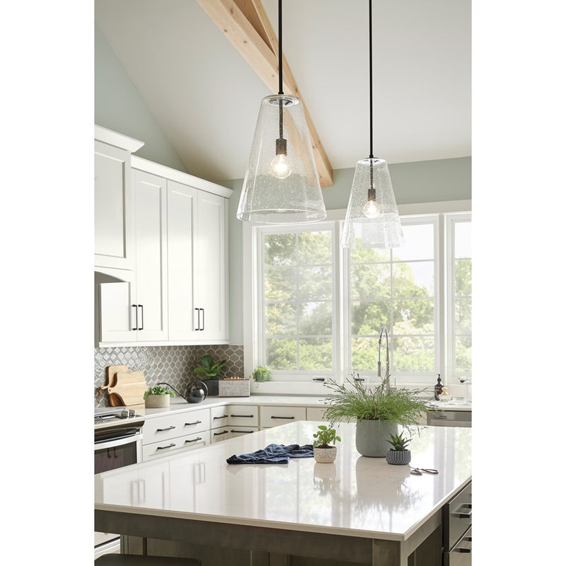 Hinkley Vance 10in 1-Light Pendant | Transitional Heritage Brass Steel and Clear Seedy Glass | Kitchen Island & Dining Room | 10 x 10 x 15 | Model 41044HB
