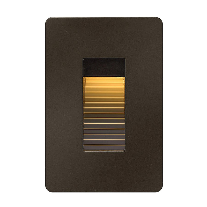 Hinkley Luna 3in 1-Light Step Light | Contemporary Bronze Die-Cast Aluminum | Outdoor Stair & Pathway Lighting | 3 x 3 x 4.5 in, Wet | Model 58504BZ3K