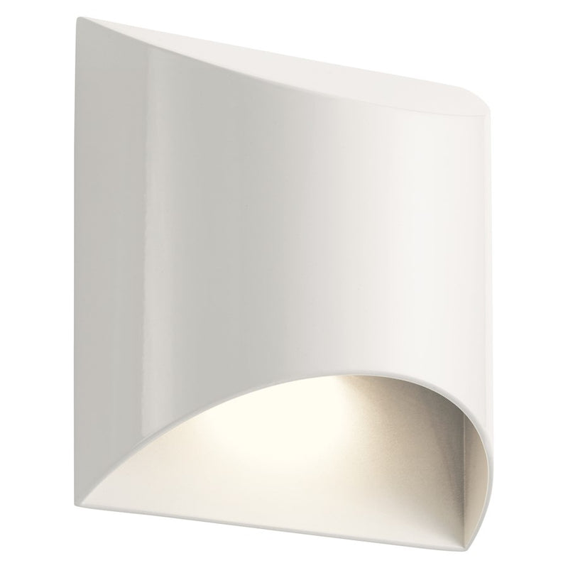 Kichler Wesley 7in 1-Light LED Outdoor Wall Light | Architectural White Aluminum | Covered Patio & Entryway | 7 x 7.5 in | Model 49278WHLED