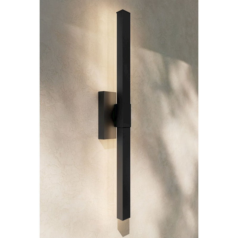 Kichler Nocar 30in 1-Light Outdoor Wall Light | Modern Textured Black Aluminum and Clear Acrylic | Entryway & Patio | 5 x 30 x 3.5 in | Model 59145BKT