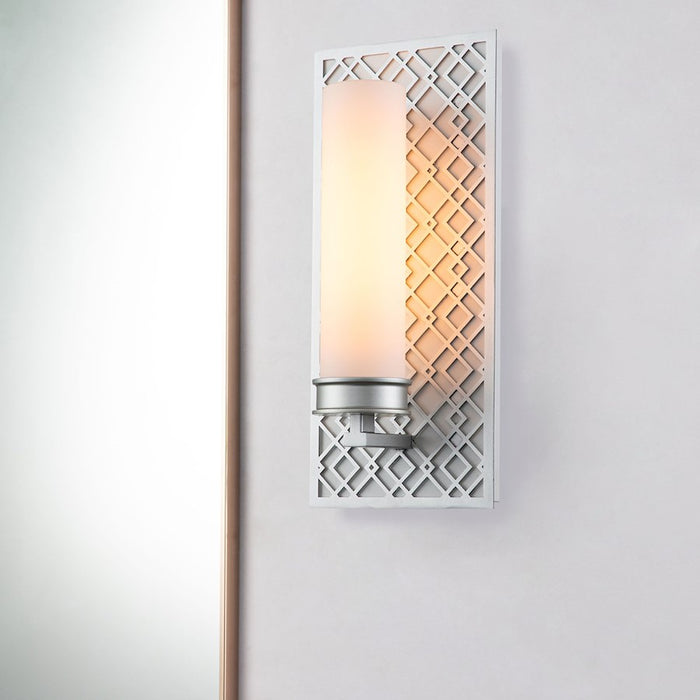 Lucas McKearn Ziggy 1Lt Bath/Vanity, Laquered Silver/Opal Etched