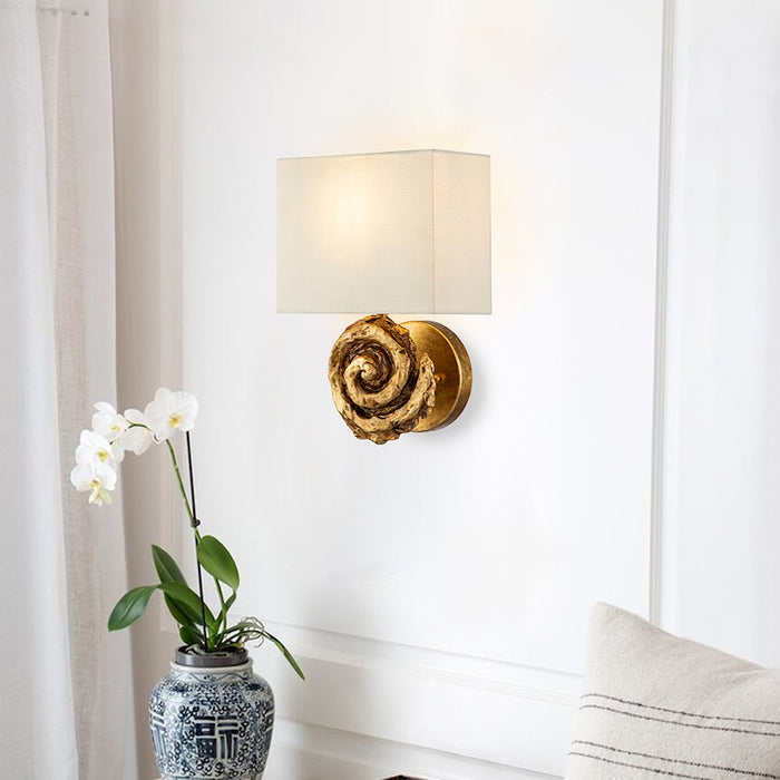 Lucas McKearn Swirl 1 Light 9" Sconce, Gold Leaf/Cream Linen