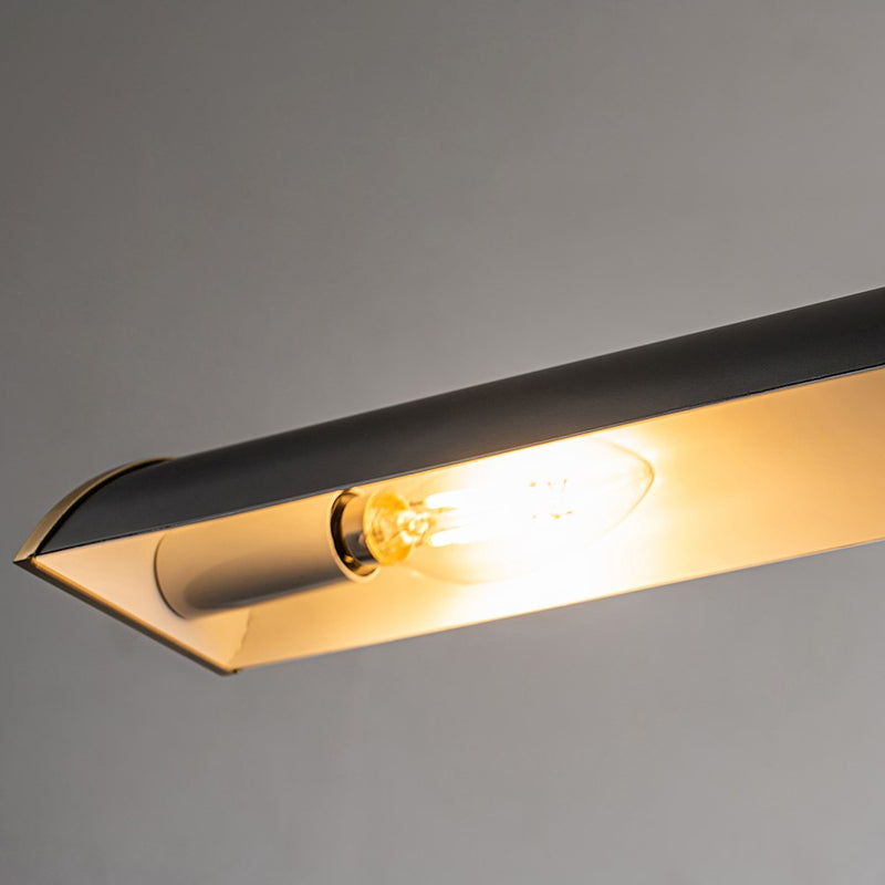 Lucas McKearn Winchfield 2Lt Picture Light, Brass/Black