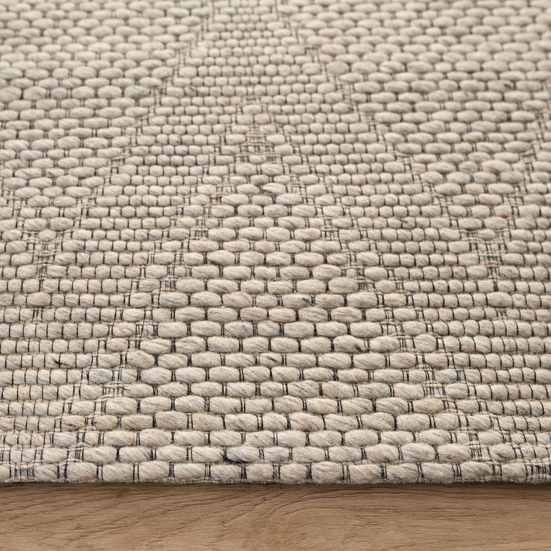 Lavin Rugs N1007 Jaya 2' x 3' Geometric Rug, Silver/Light Grey