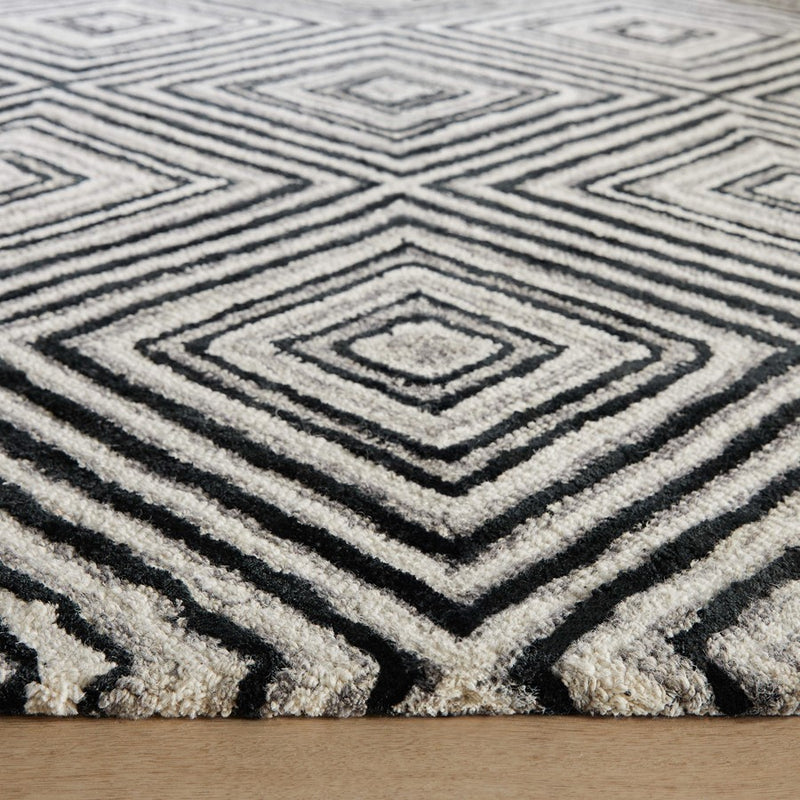 Lavin Rugs N5023 Vani 2' x 3' Geometric Rug, Grey Cream/Black/White
