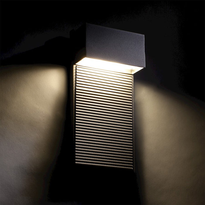 Modern Forms Hiline 2 Light 8" LED Wall Light/3000K, Black