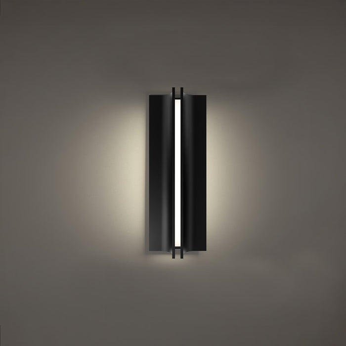 Modern Forms Strait 16" LED Outdoor Wall Light, 3500K, Black