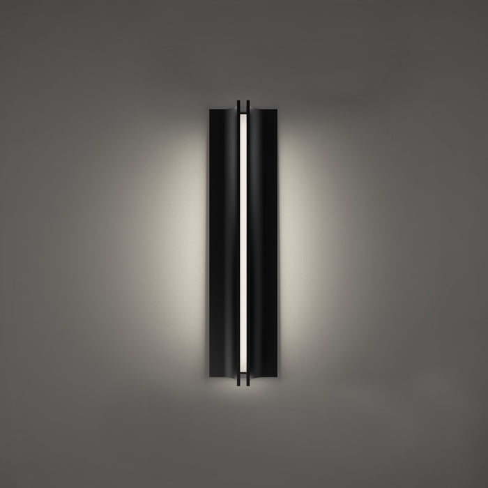 Modern Forms Strait 1Lt 22" LED Outdoor Wall Light, Black