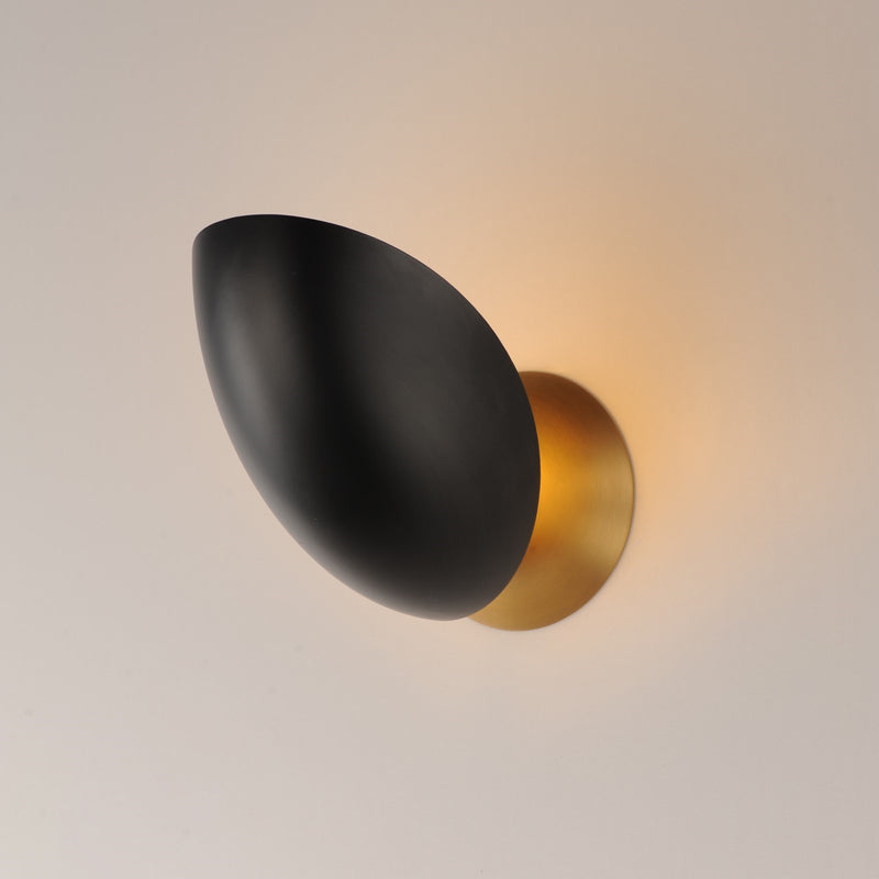 Maxim Lighting Maris 1Lt 8" Wall Sconce, Black/Natural Aged Brass