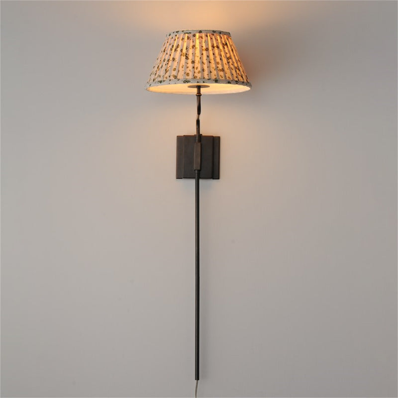 Maxim Lighting Dunbridge 1Lt 39.25" Wall Sconce, Wht/Antique Bronze