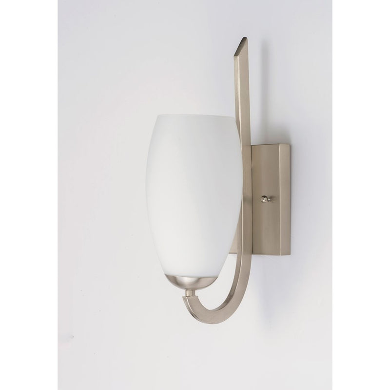 Maxim Lighting 15' x 5' Taylor 1 Lt Wall Sconce, Nickel/White