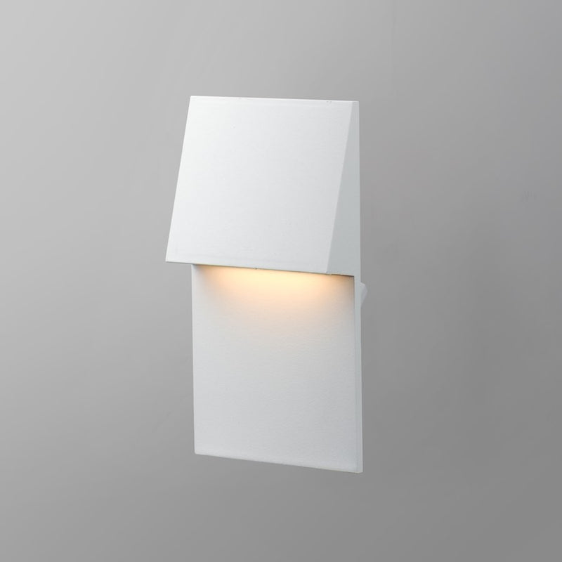 Maxim Lighting Pathfinder 1 Light Outdoor Pathway Light, White