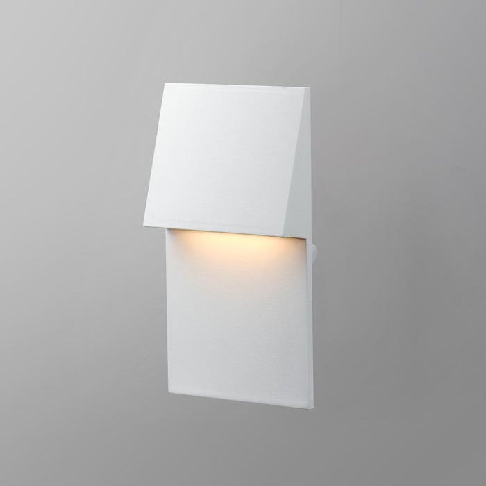 Maxim Lighting Pathfinder 1 Light Outdoor Pathway Light, White