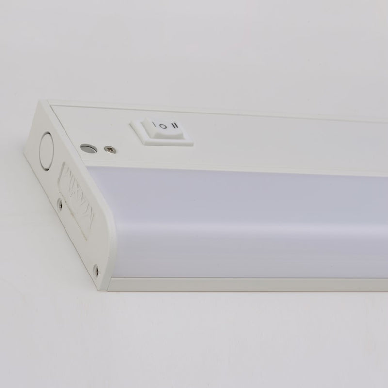 Maxim Lighting CounterMax MX-L-120-1K 18" 3000K UC, White
