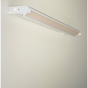 Maxim Lighting CounterMax 895 MX-L-120-3K Basic-Under Cabinet, White