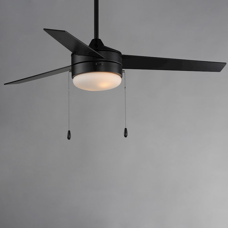 Maxim Lighting Trio 2Lt 52" 3-Bd Hugger Fan/Pull Chain