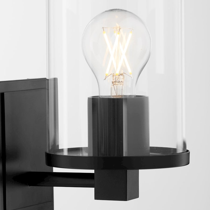 Quorum Bolton 1Lt Wall Mount, Matte Black/Clear
