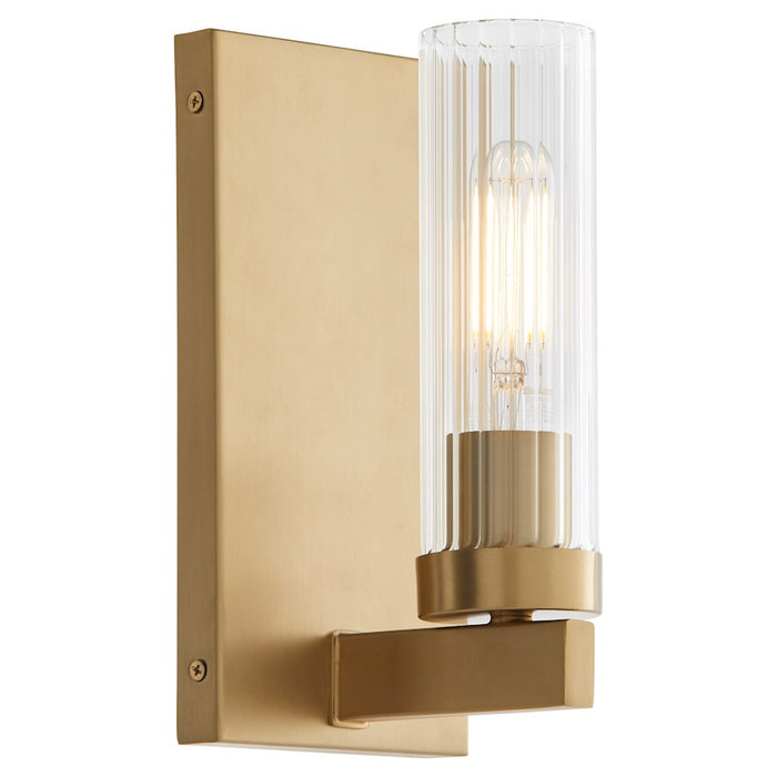 Quorum Kilbey 1Lt Wall Mount, Aged Brass/Clear/Fluted