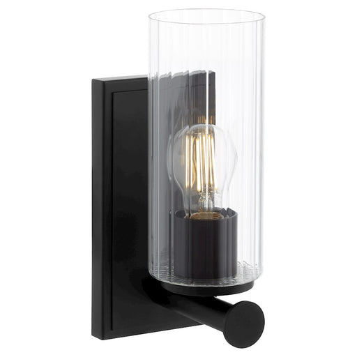Quorum Juniper 1Lt Wall Mount, Matte Black/Clear/Fluted