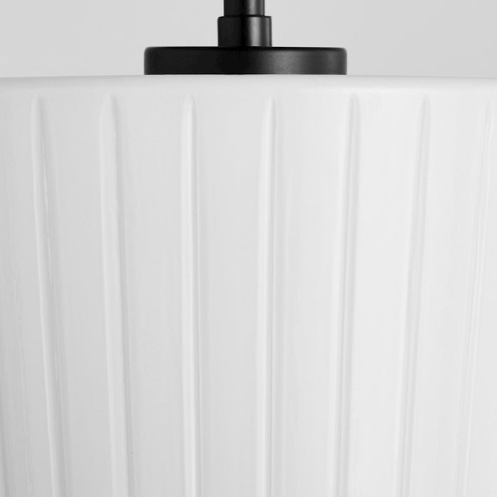 Quorum Mallory 20" Pendant, Matte Black