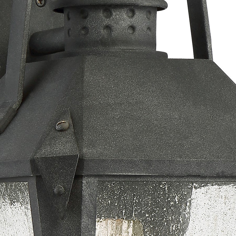 Quoizel Carriage 1 Lt 100W Outdoor Wall Lantern, Med, Mottled Black