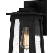 Quoizel Drescher 12.5in 1-Light Outdoor Wall Lantern | Modern Farmhouse Matte Black and Clear Seedy Glass | Front Door & Porch | Model DCH8405MBK