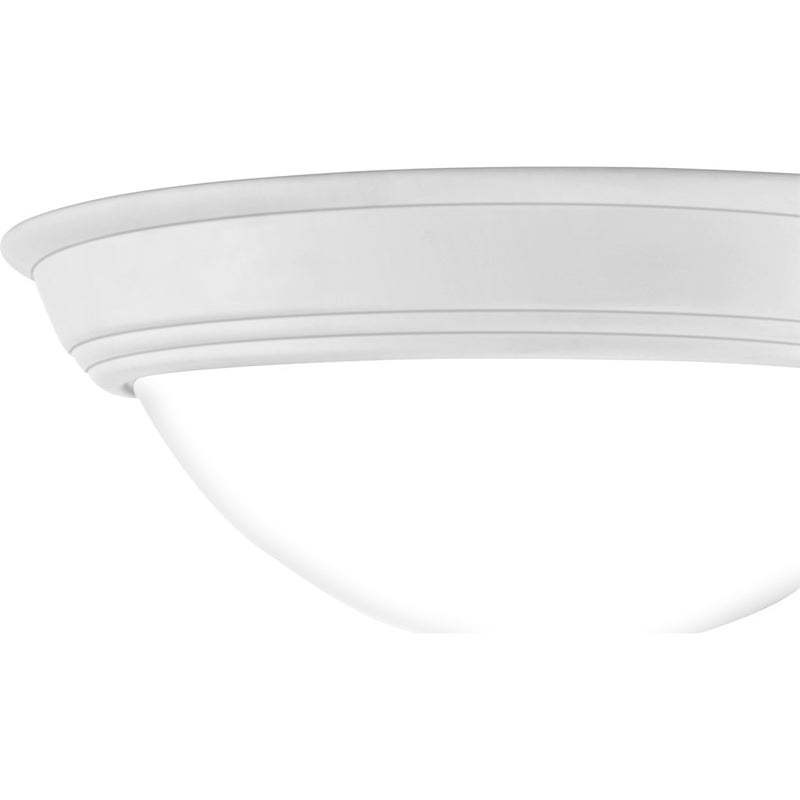 Quoizel Erwin 3 Light Flush Mount, White Lustre