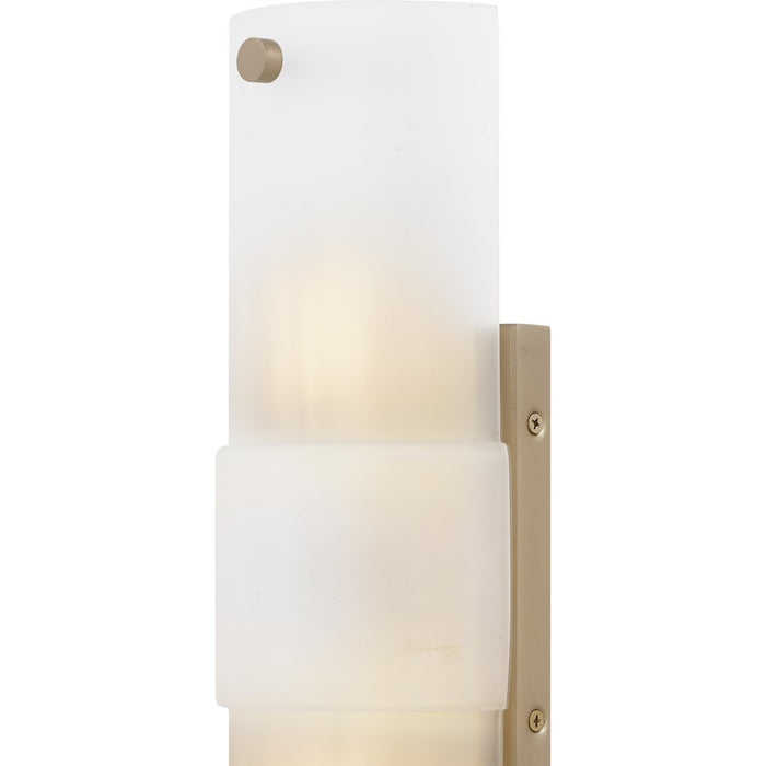 Quoizel Finnegan 2Light 16" Wall Sconce, Bronze Gold/Etched Glass