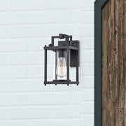 Quoizel Garrett 6.5" 1 Light Outdoor Wall Lantern, Black/Clear
