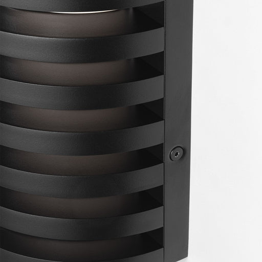 Visual Comfort Modern Quoddy 1 Light 27" Outdoor Sconce, Black