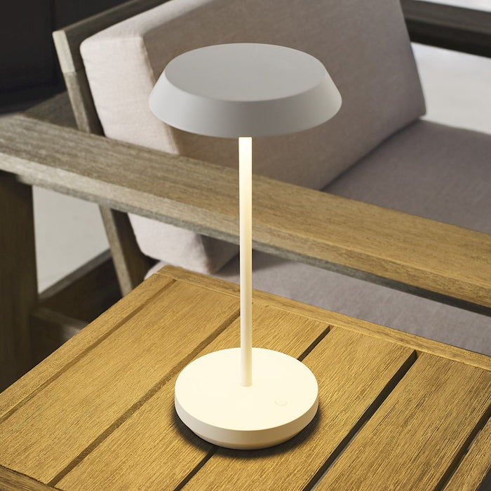 Visual Comfort Modern Sean Lavin Tepa 1 Light Table Lamp, White