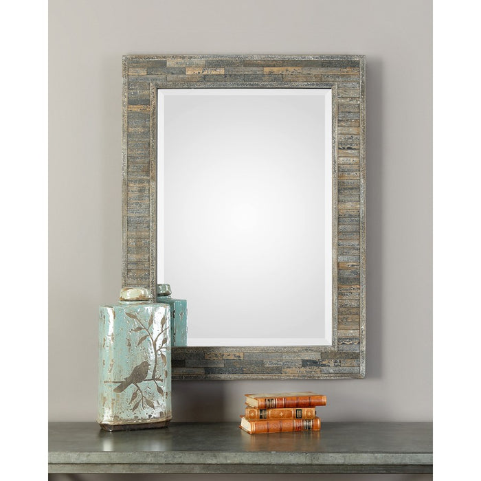 Haus Appeal Designs Simbsbury 37X27" Mirror