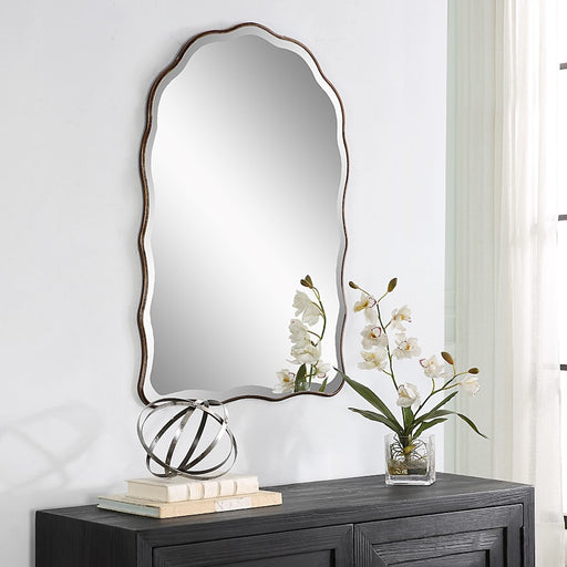 Haus Appeal Lennox 36x24in Arch Wall Mirror with Scalloped Edges | Antique Bronze & Gold Frame | Entryway & Bathroom Accent | Beveled Edge | Model W00592