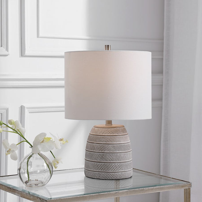 Haus Appeal Lolita 1 Light Table Lamp