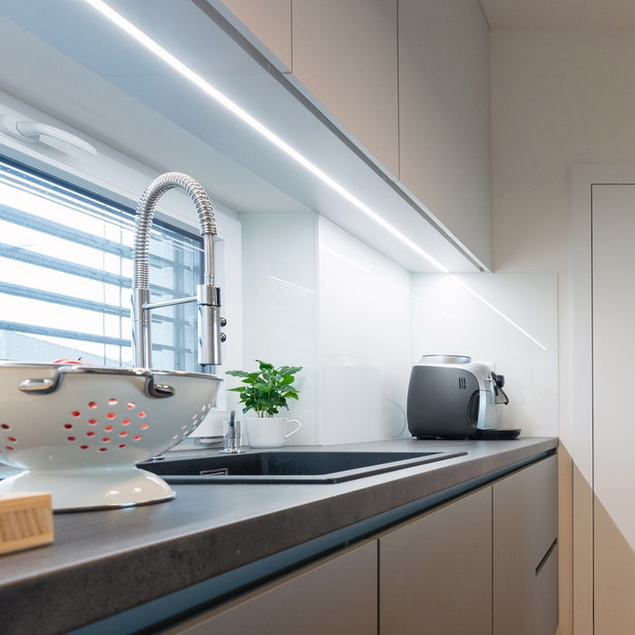 WAC Gemini 24VDC 1Lt LED COB Tape Light/3500K/24'/2.2W, White