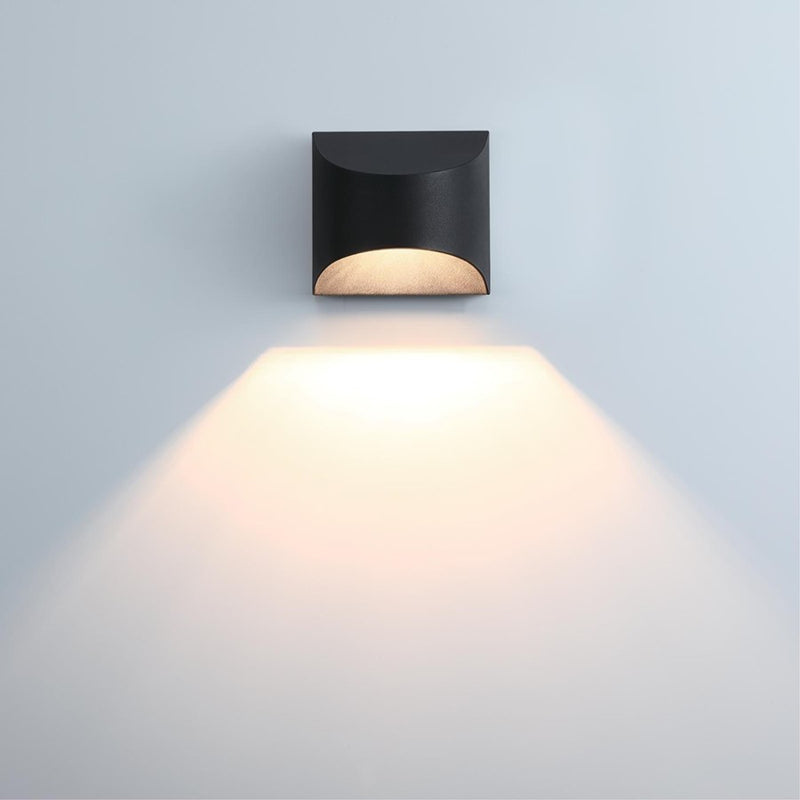Westinghouse Nardella 6in 1-Light LED Outdoor Sconce | Transitional Textured Black | Entryway & Path | 6 x 4 x 5 in | Model 6122800