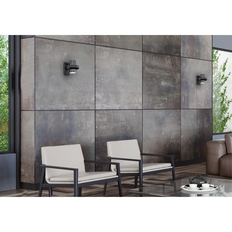 Westinghouse Exton 8in 1-Light Wall Sconce | Distressed Aluminum and Gun Metal | Bathroom & Hallway | 8 x 9 x 7 in | Model 6369100