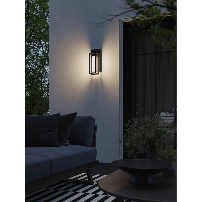 AFX Lighting Avery 1Lt 19" LED Outdoor Wall Sconce/20W, BK/WH